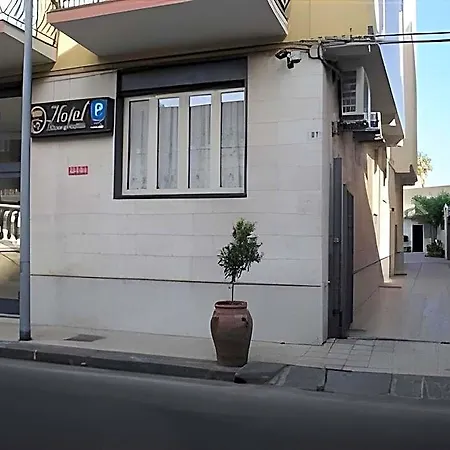 Fiumefreddo Hotel